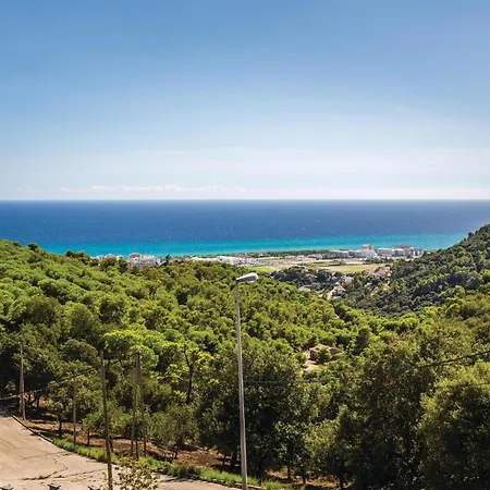 Lovely In With Swimming Pool Holiday home *