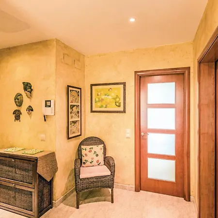 Holiday home Lovely In With Swimming Pool *