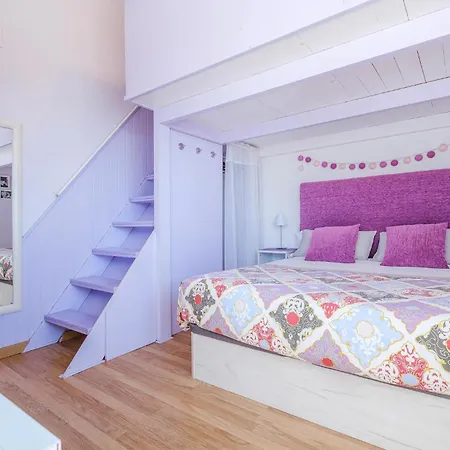 In With 4 Bedrooms, Wifi&outdoor Swimming Pool * Malgrat de Mar
